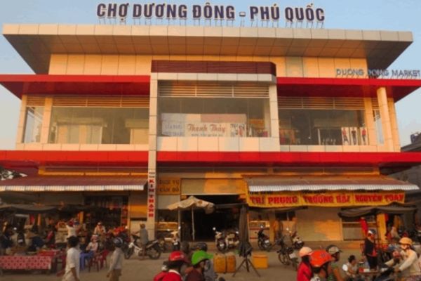 Chợ Dương Đông Phú Quốc - Điểm mua bán hải sản sầm uất